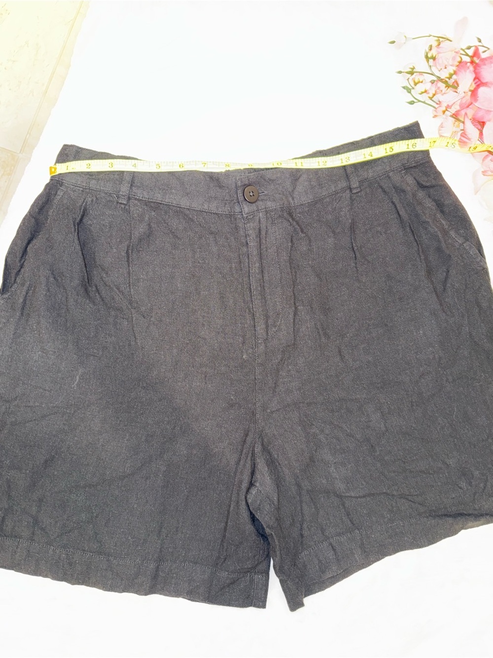NWT NIC+ZOE Black Tailored Linen-Blend Shorts Size 14 - Picture 2 of 8